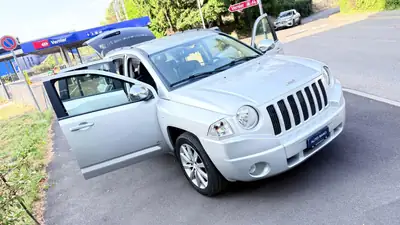 Jeep Compass 2.0 CRD Limited — SUV compact diesel robuste, 165'000 km — Miniatur 13