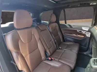 Volvo XC90 T8 eAWD — SUV 7 places hybride rechargeable, 113 000 km — Miniature 14