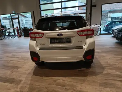Subaru XV 2.0 Luxury AWD — SUV compact fiable, premier propriétaire, entretien récent — Miniature 11