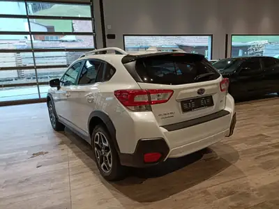 Subaru XV 2.0 Luxury AWD — SUV compact fiable, premier propriétaire, entretien récent — Miniature 13