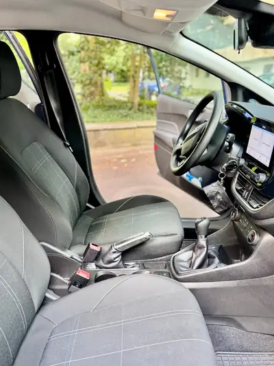 Ford Fiesta 1.1 85 ST-Line — Citadine dynamique, 25 000 km seulement — rear view