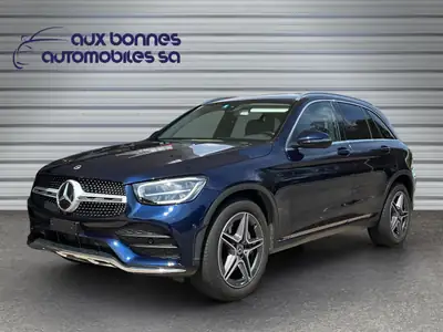 Mercedes-Benz GLC 300 AMG Line 4Matic — SUV hybride rechargeable, entretien complet — vue extérieure