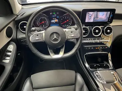 Mercedes-Benz GLC 300 AMG Line 4Matic — SUV hybride rechargeable, entretien complet — Miniature 16