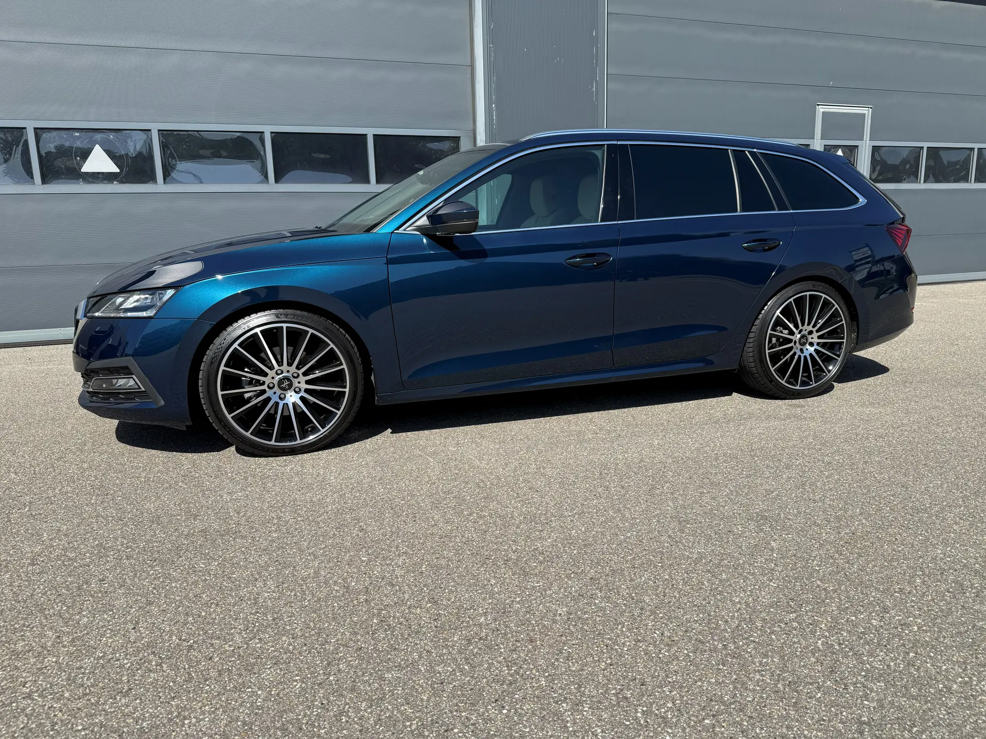 Skoda Octavia 2023 occasion Bergdietikon — 1