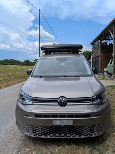VW Caddy 2.0 TDI 122 Life DSG — Monospace diesel fiable, faible kilométrage — Seitenansicht