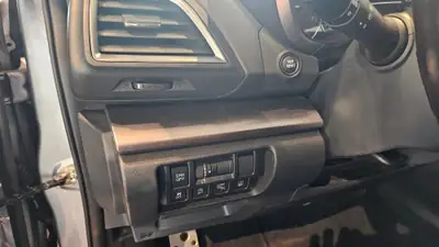 Subaru XV 2.0 Swiss Plus AWD — Petit SUV fiable avec transmission CVT et rouage intégral permanent — Miniature 26