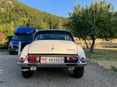 Citroën DS 23 Pallas 1972 — Chef-d'œuvre d'exception, 118'000 km authentiques — side view