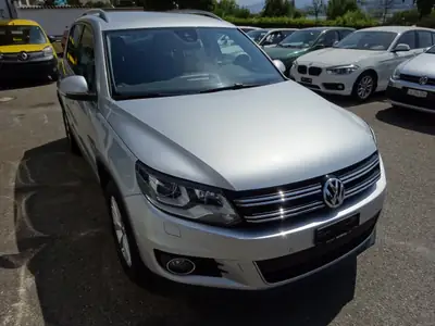 VW Tiguan 2.0 TDI BlueMotion — SUV familial diesel, 4Motion intégral, faible consommation — intérieur