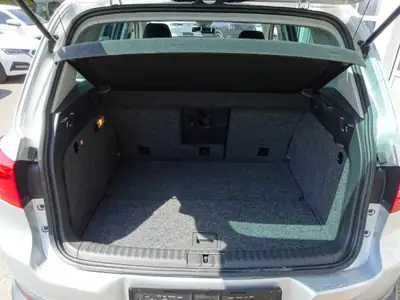VW Tiguan 2.0 TDI BlueMotion — SUV familial diesel, 4Motion intégral, faible consommation — Miniature 13
