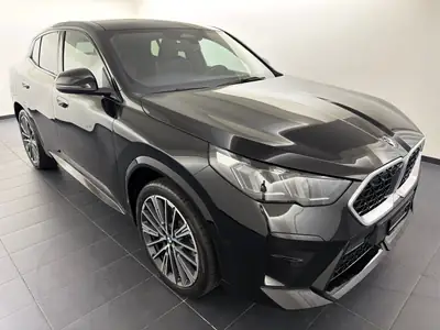BMW X2 sDrive 20i 48V M Sport — SUV Compact Hybride Léger, Première Main, 6'900 km — intérieur