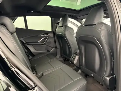 BMW X2 sDrive 20i 48V M Sport — SUV Compact Hybride Léger, Première Main, 6'900 km — Miniature 8