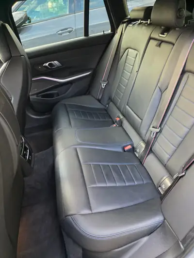 BMW M340i xDrive M Sport Pro — Break haute performance, 79 500 km seulement — Miniature 9