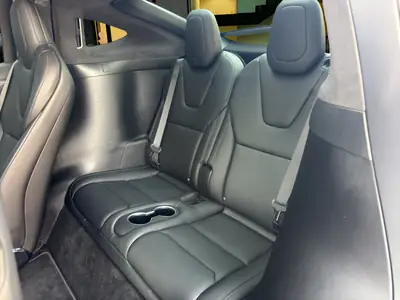 Tesla Model X 100D — SUV électrique 7 places, 525 ch, autonomie maximale — Miniature 8