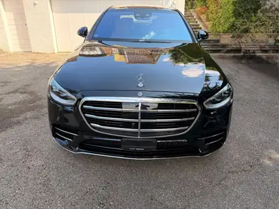 Mercedes-Benz S 500 V6 AMG Line — Berline de prestige 4MATIC, 449 ch hybride — Seitenansicht