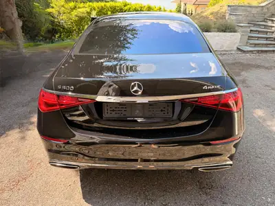 Mercedes-Benz S 500 V6 AMG Line — Berline de prestige 4MATIC, 449 ch hybride — Heckansicht