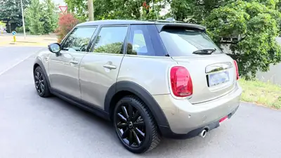 MINI Cooper Steptronic — Citadine dynamique, 138'000 km, sans accident — tableau de bord