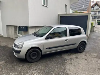 Renault Clio 1.2 Storia 2006 — Citadine fiable, entretien économique et sans sinistre — exterior view