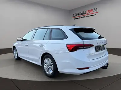 Skoda Octavia Combi 2.0 TDI 4×4 — Break robuste, transmission intégrale et consommation maîtrisée — intérieur