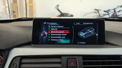 BMW 320d xDrive Touring — Diesel automatique, traction intégrale, break familial — Miniature 18