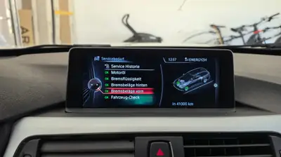 BMW 320d xDrive Touring — Diesel automatique, traction intégrale, break familial — Miniature 17