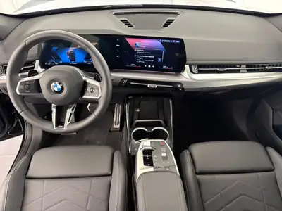 BMW X1 sDrive 18i M Sport 2025 — Dynamique urbain, faible kilométrage, garantie usine — Miniature 7