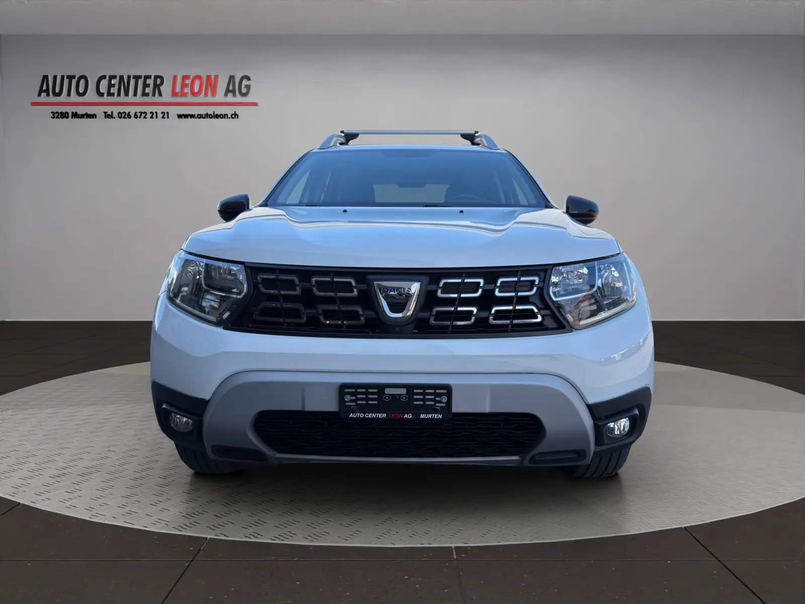 Dacia Duster TCe 130 Celebration 4x4 — SUV robuste 4x4, sièges chauffants, sans sinistre