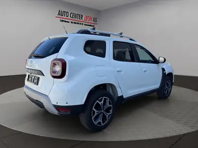 Dacia Duster TCe 130 Celebration 4x4 — SUV robuste 4x4, sièges chauffants, sans sinistre — Detail