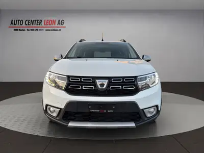 Dacia Logan MCV Stepway 2019 — Monospace pratique, économe et bien équipé — vue extérieure