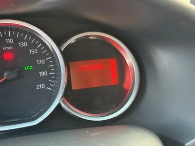 Dacia Logan MCV Stepway 2019 — Monospace pratique, économe et bien équipé — Miniature 11