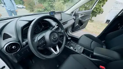 Mazda CX-3 SKYACTIV-G 121 — SUV compacte, première main, 30.000 km seulement — Miniature 8