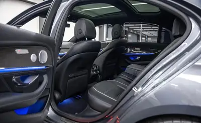 Mercedes-Benz E 63 S AMG 4matic+ — Berline haute performance 612 ch, kilométrage modéré — Thumbnail 11