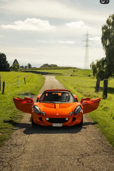 Lotus Elise 1.8 16V Racetech 2003 — Roadster légendaire, orange métallisé, faible kilométrage — détail