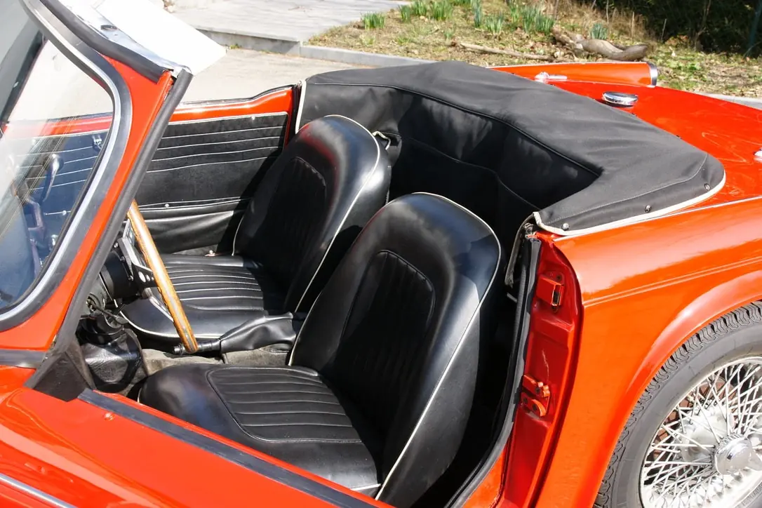 Triumph Tr4a 1966 occasion Les Monts-de-Corsier — 4