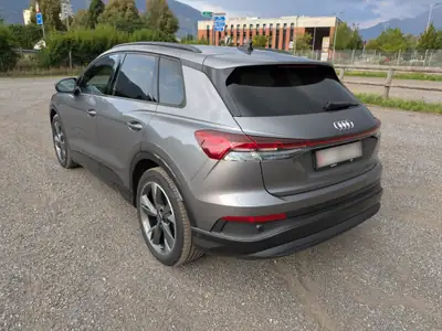 Audi Q4 e-tron 45 quattro — SUV électrique performant, 44'400 km, garantie jusqu'en 2027 — interior