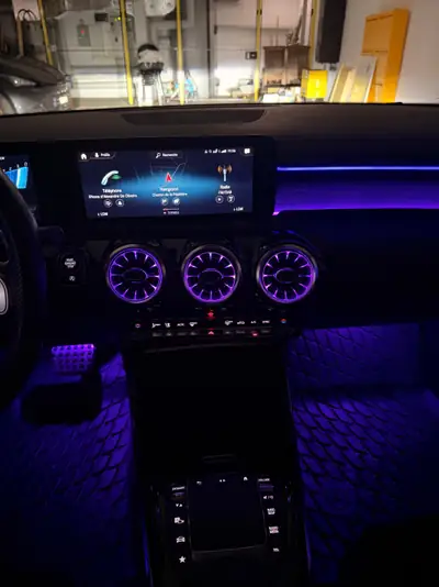Mercedes-Benz CLA 35 AMG 4matic — Coupé sportif 306 ch, entretien gratuit jusqu'à 2032 — Miniatur 7