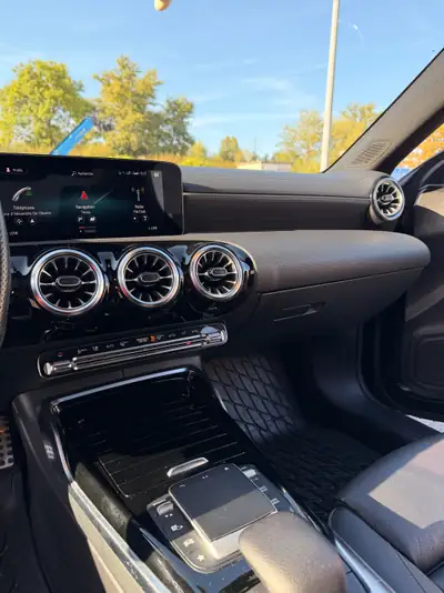 Mercedes-Benz CLA 35 AMG 4matic — Coupé sportif 306 ch, entretien gratuit jusqu'à 2032 — Miniatur 14