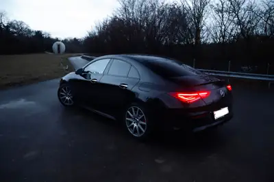 Mercedes-Benz CLA 35 AMG 4matic — Coupé sportif 306 ch, entretien gratuit jusqu'à 2032 — Miniatur 18