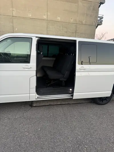 VW T6 2.0 TDI 150 ch — Minibus 8 places, transmission automatique, kilométrage maîtrisé — Miniatura 12