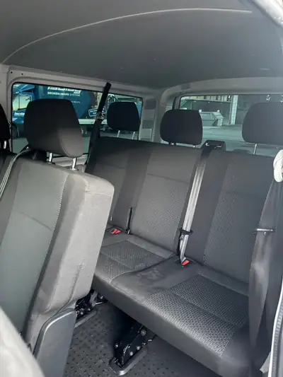 VW T6 2.0 TDI 150 ch — Minibus 8 places, transmission automatique, kilométrage maîtrisé — Miniatura 14