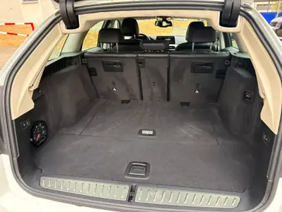 BMW 520d Touring — Break élégant, moteur efficient, configuration taxi premium — detail