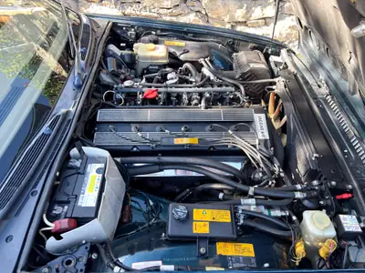 Jaguar XJ40 4.0 Sovereign — L'élégance anglaise intemporelle, moteur puissant et fiable — Thumbnail 16