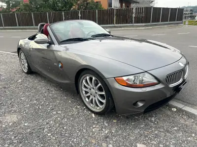 BMW Z4 3.0i — Cabriolet sportif 2004, 52000 km, sans accident — rear view