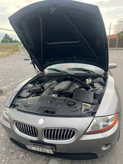 BMW Z4 3.0i — Cabriolet sportif 2004, 52000 km, sans accident — detail