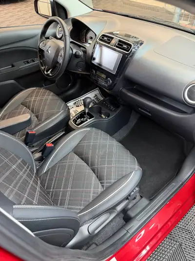 Mitsubishi Space Star 1.2 CVT Intense+ — Citadine fiable, seulement 4'890 km, garantie usine — Miniature 9