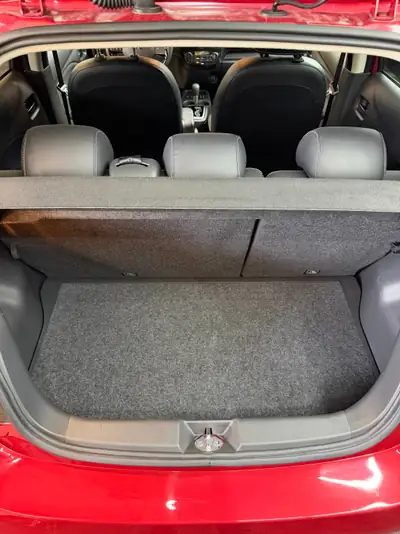 Mitsubishi Space Star 1.2 CVT Intense+ — Citadine fiable, seulement 4'890 km, garantie usine — Miniature 22