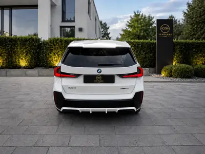 BMW iX1 20 eDrive M Sport 2025 — SUV électrique compact, design premium et 33 000 km — Miniatur 8