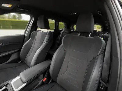 BMW iX1 20 eDrive M Sport 2025 — SUV électrique compact, design premium et 33 000 km — Miniatur 14