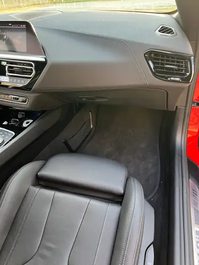 BMW Z4 M40i 2022 — Roadster sportif à état neuf, 7500 km seulement — Thumbnail 10