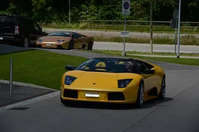 Lamborghini Murciélago Roadster V12 6.2L — Icône des années 2000, 580 ch purs — Thumbnail 12