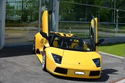 Lamborghini Murciélago Roadster V12 6.2L — Icône des années 2000, 580 ch purs — Thumbnail 17